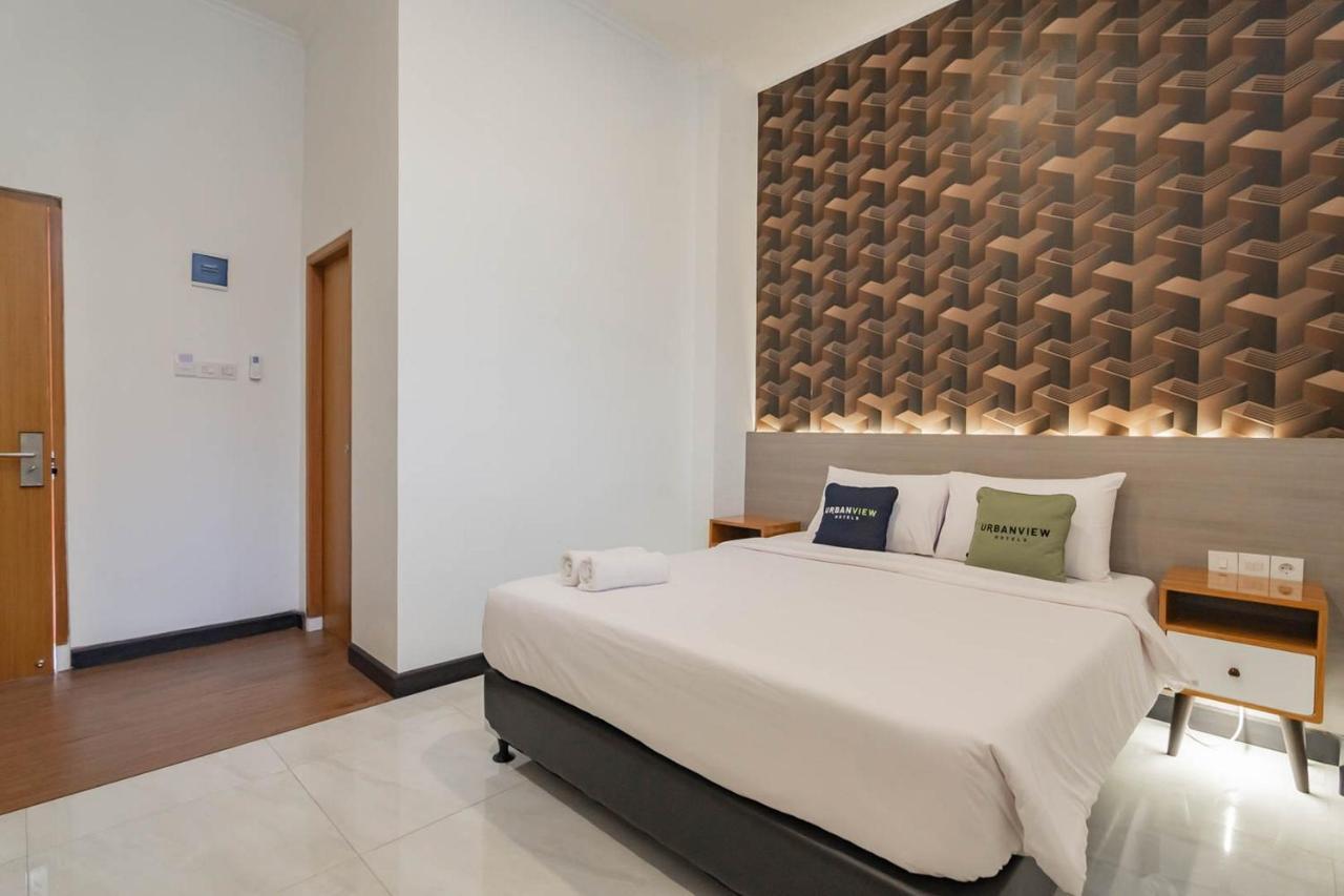 Urbanview Hotel Sagara Богор Екстериор снимка
